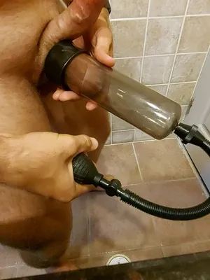 #Bagno #Cazzo #Pumpe #Porno In Verticale