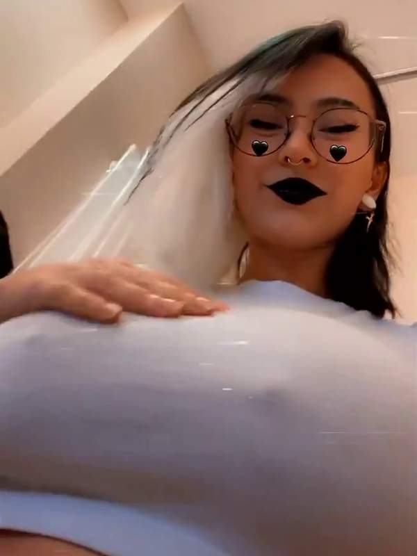 Nerdygothgf onlyfans This nerdy temptress has a couple of gigantic gifts under her blouse. 👓  More mesmerizing mammary mishaps on Onlyfans. - @bigtittygothegg's Sex Reel  On xfree.com – TikTok Porn & Shorts