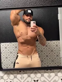 Lucas Lakutsin Gay Porn Reels