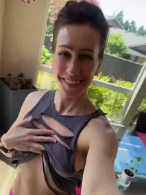 Эротикалық бейнелерді қараңыз