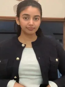 Bachadon qisqarishining yaqindan porno videosi