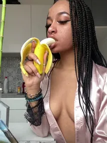 perla Porn Reels & Nudes