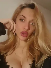 Hotkitten V Porn & Sex Reels