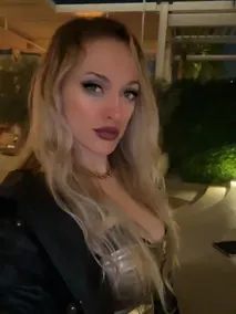 Hotkitten V Porn & Sex Reels