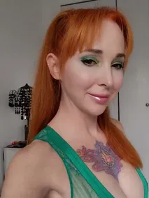 caelyx Porn Reels & Nudes