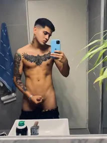 tais Gay Porn Reels & Nudes