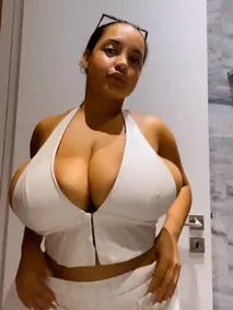 Laya Rae Porn & Sex Reels