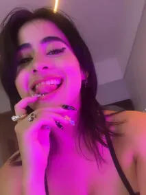 mia_z123 Porn Reels & Nudes