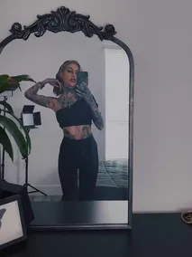 poison xxx Porn Reels & Nudes