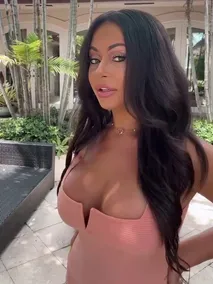 kiki peachyy Porn Reels & Nudes
