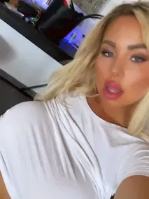 amanda becker Porn Reels & Nudes