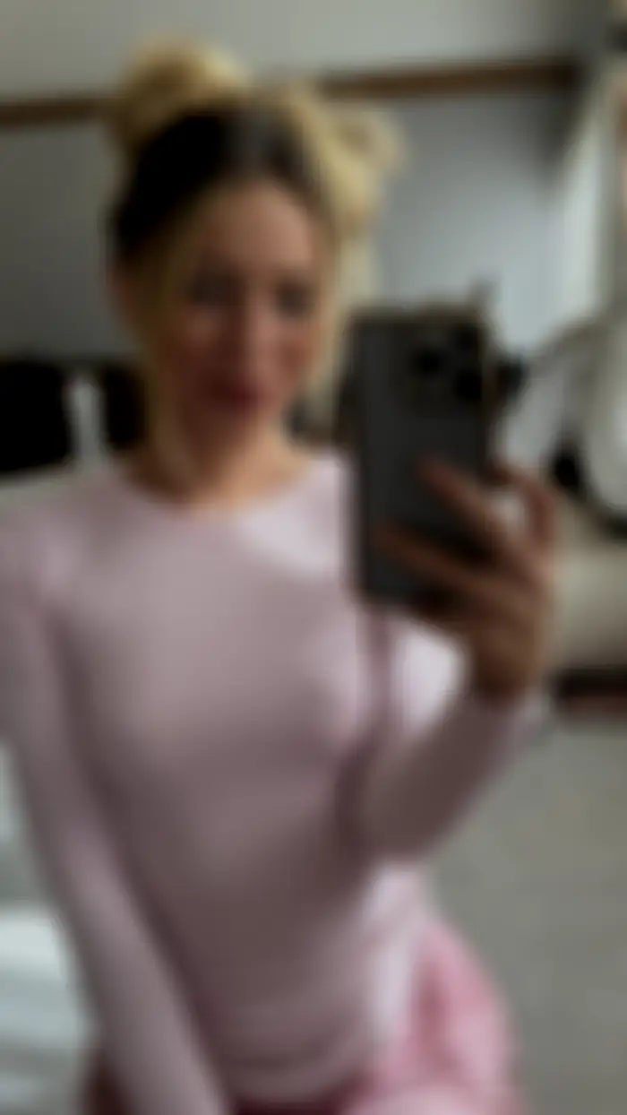 Uncover the sultry leaked nudes of Bluebxbyyy on OnlyFans. Immerse yourself  in a world of raw beauty and untamed sensuality as she bares it all for  your eyes only. Dont miss out