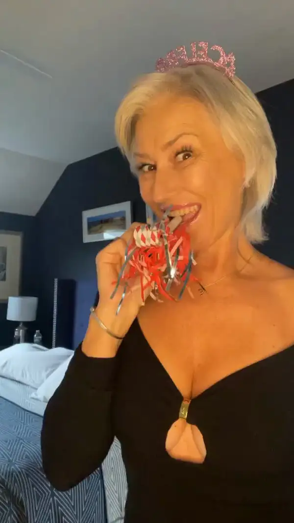 goldengrandma's Sex Reel On xfree.com – TikTok Porn & Shorts