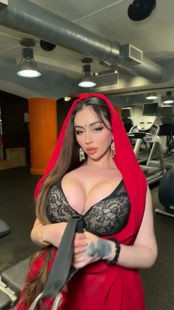 Ms Sethi onlyfans boobs & big ass twerking leaked